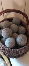 4 x FELTED LAUNDRY DRYER BALLS - Set of 4