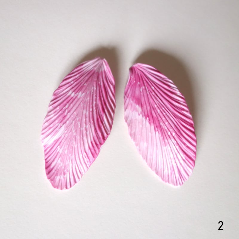 Image of Boucles d'oreilles pétales roses