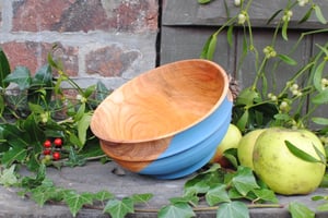 Image of cherrywood bowl II - bol en merisier II