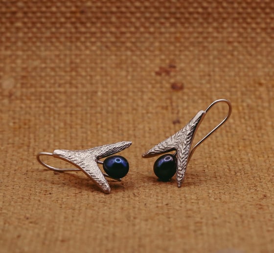 Image of Fishtail Earrings 
