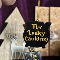 Image 1 of Adorno navideño Caldero Chorreante