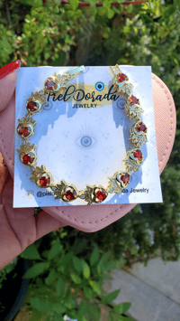 Image 2 of Reina Corazón Bracelet 