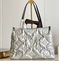 Image 13 of LV Puffy Speedy