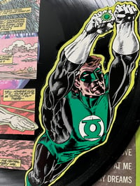 Image 2 of Green Lantern:  Tapping the central battery