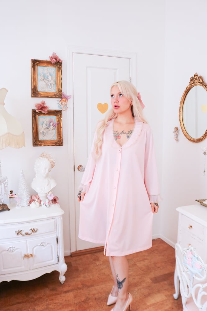 Image of Vintage 70s Vanity Fair Pastel Pink Button Down Robe with Sheer Ruffle Details (Medium)