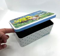 Image 4 of Boîte vintage Martine SI VOUS ME CHERCHREZ…