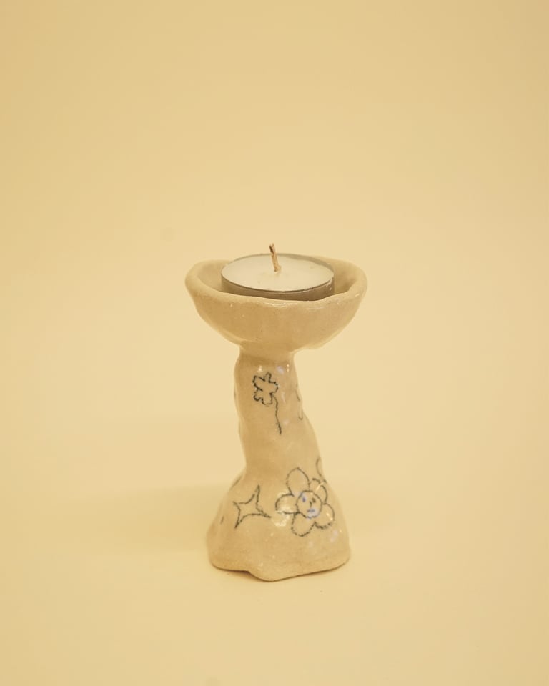 Hand drawn tea light candle holder Image 4