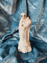 Image 7 of Statuettes religieuses en porcelaine de Paris