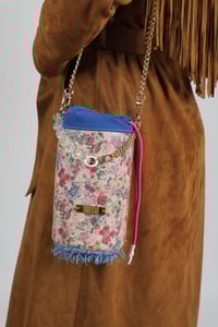Image 3 of BUCKET PIEL FLOWERS