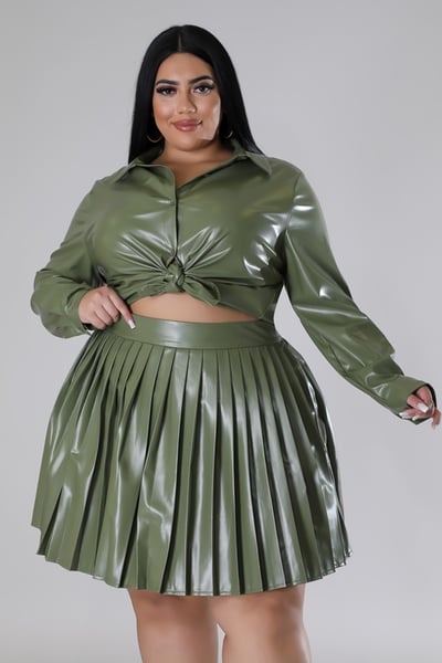 Image of 3PACK PLUS SIZE FAUX LEATHER PLEATED SKIRT SET-OLIVE