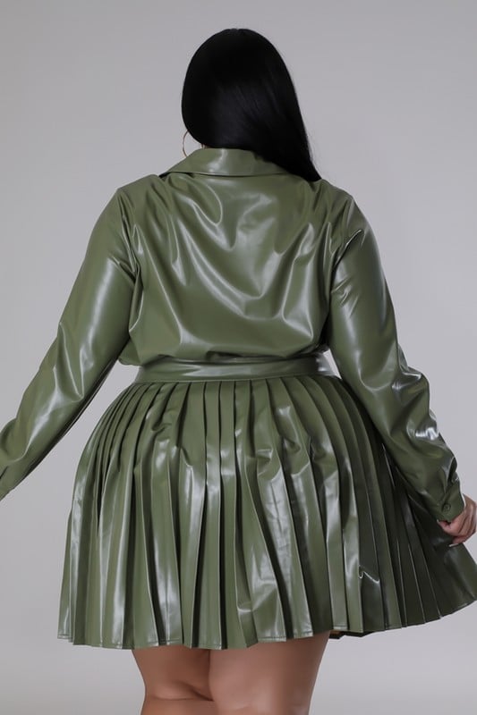 Image of 3PACK PLUS SIZE FAUX LEATHER PLEATED SKIRT SET-OLIVE