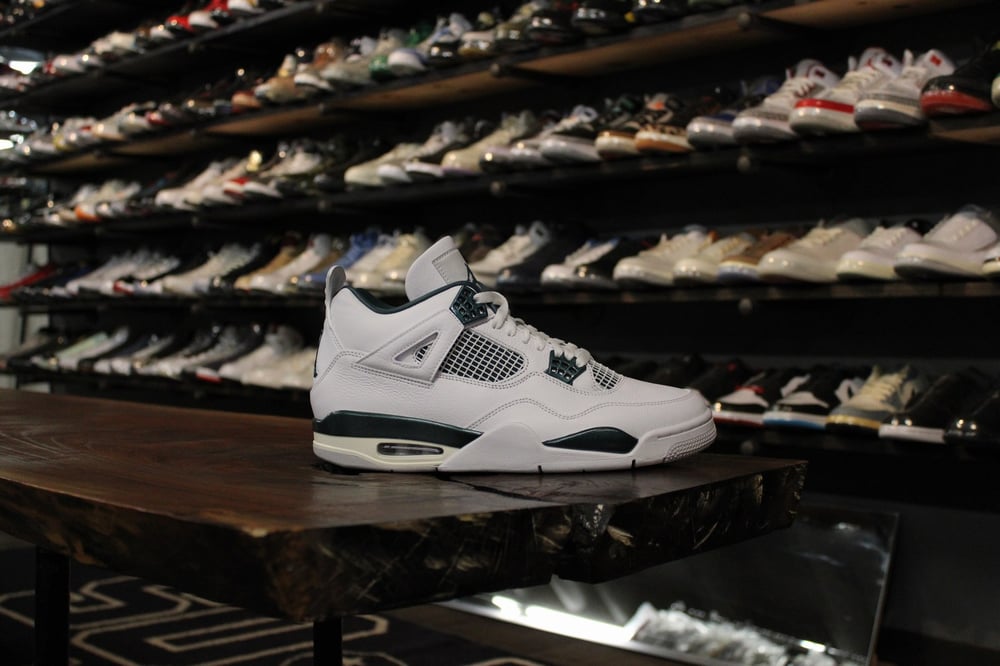 Air Jordan IV (4) "Oxidized Green"