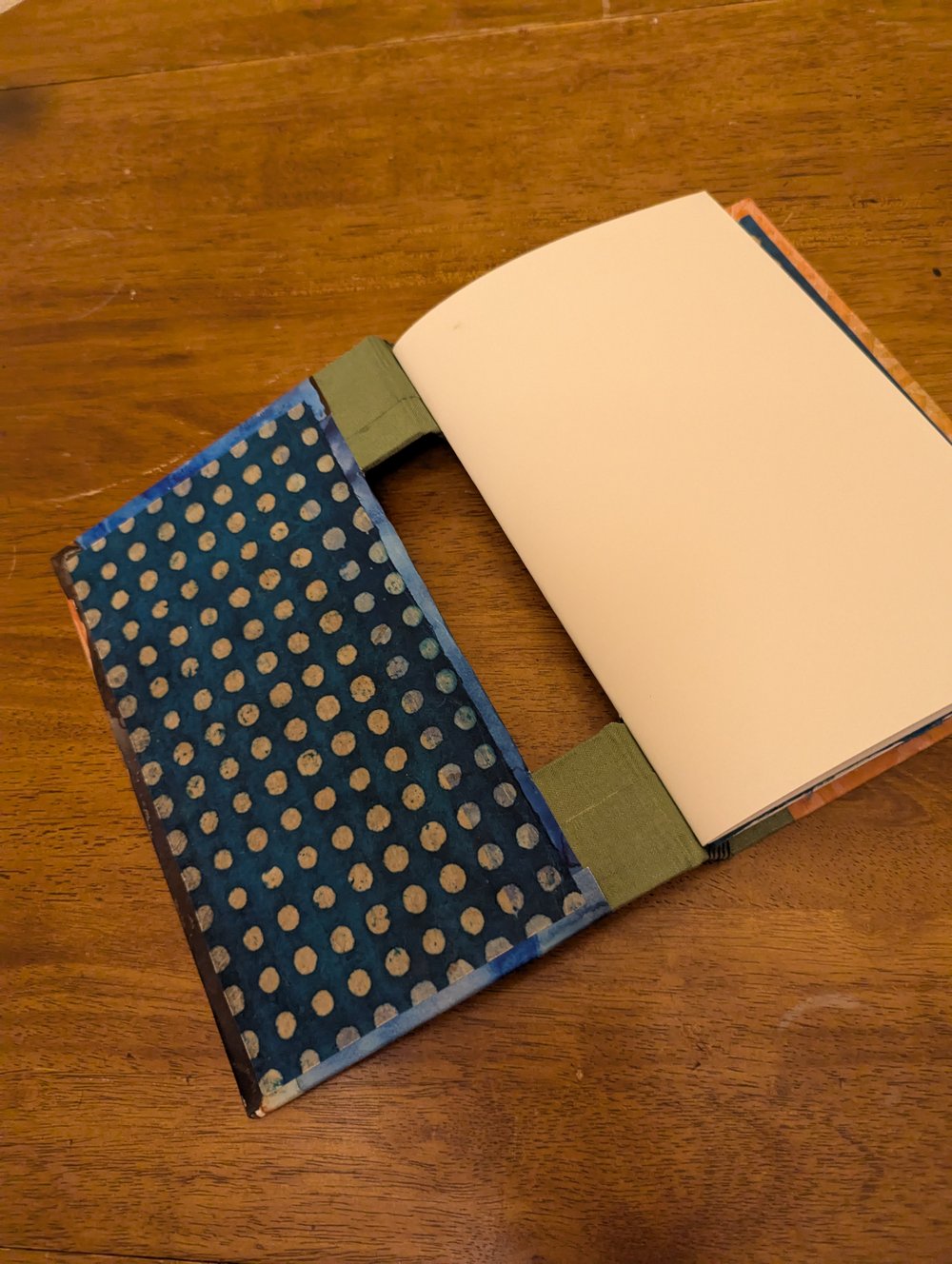 Desert Sky Dusk Horizon: Handmade Blank Book