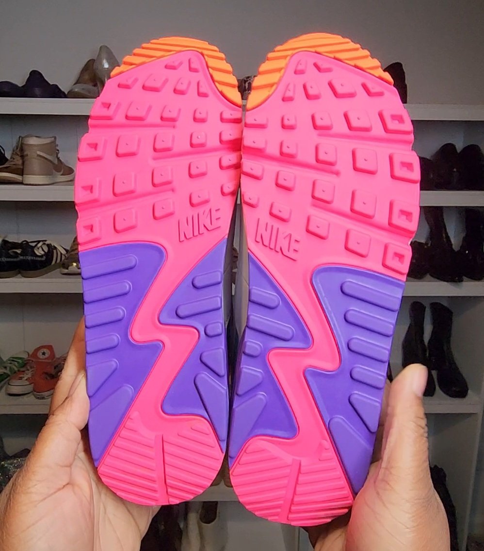 Image of Retro Women's Nike Air Max 90 / Women's Size 11.5