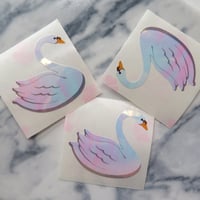 Image 3 of swan