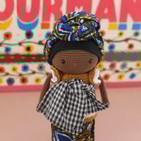 Image 2 of La Poupée Awa et son bébé au dos (N3)