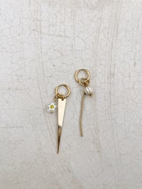 Image 3 of Charms flèche dorée 