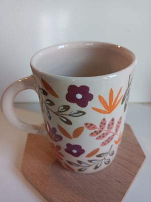 Image of Tasse fleur violette 