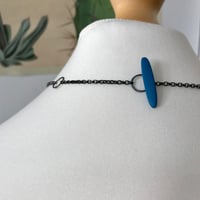 Image 4 of NEW blue fade ovals necklace 