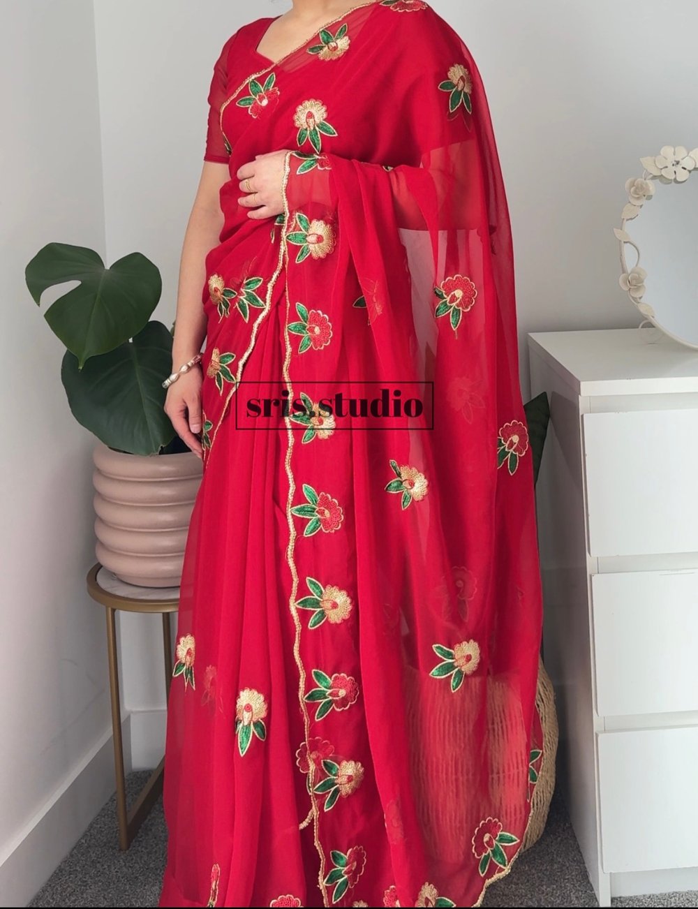 Image of Laligurash Saari three piece set 