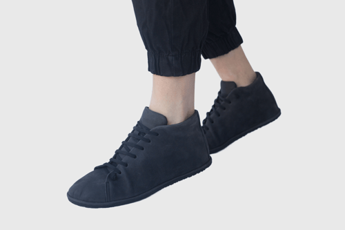 Image of Alto - High top Sneakers in Black Nubuck