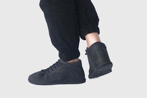 Image of Alto - High top Sneakers in Black Nubuck