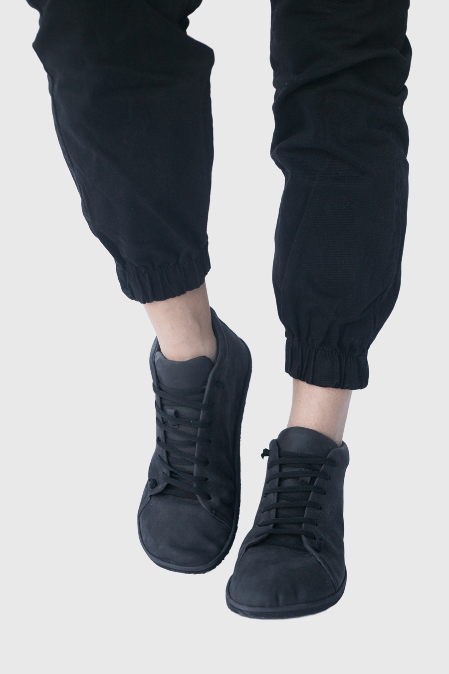 Image of Alto - High top Sneakers in Black Nubuck