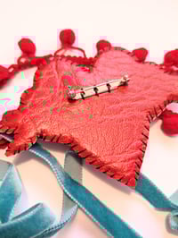 Image 4 of Magic Heart Brooch