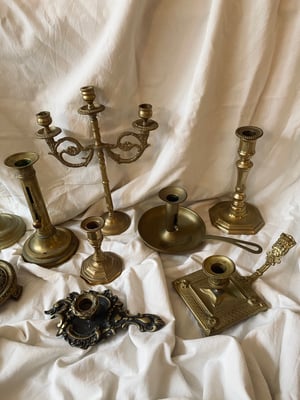 Image of Anciens bougeoirs, chandeliers et rats-de-cave