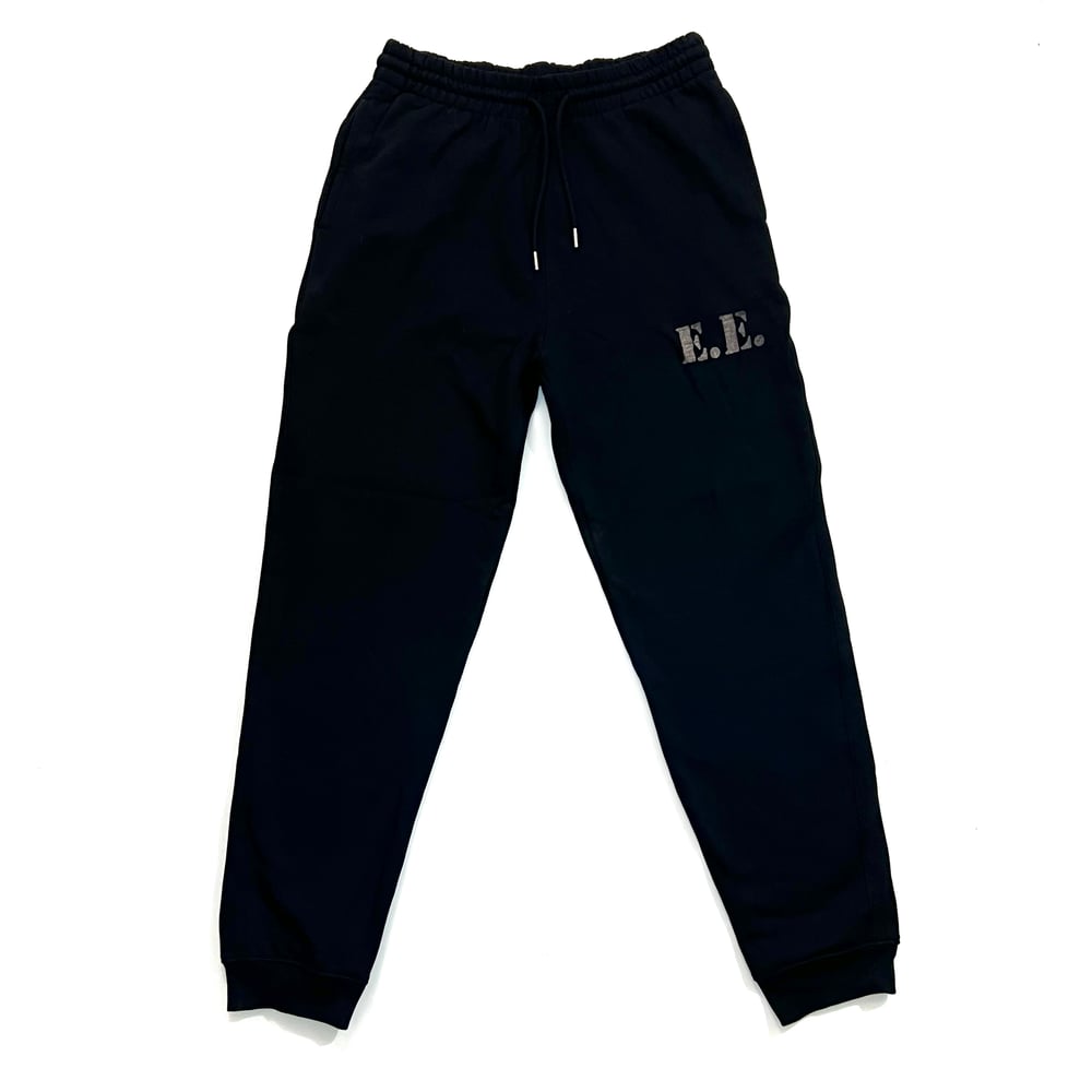 Image of E.E. STENCIL TRACKPANT Schwarz 