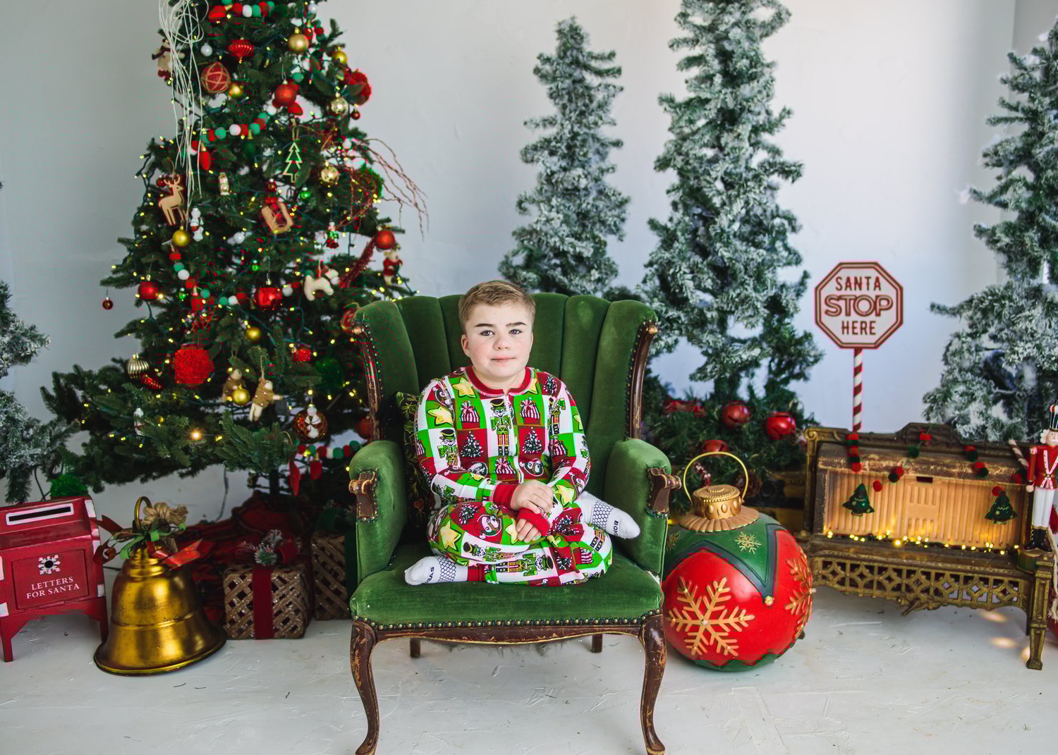 Image of Studio Christmas Family Mini's 
