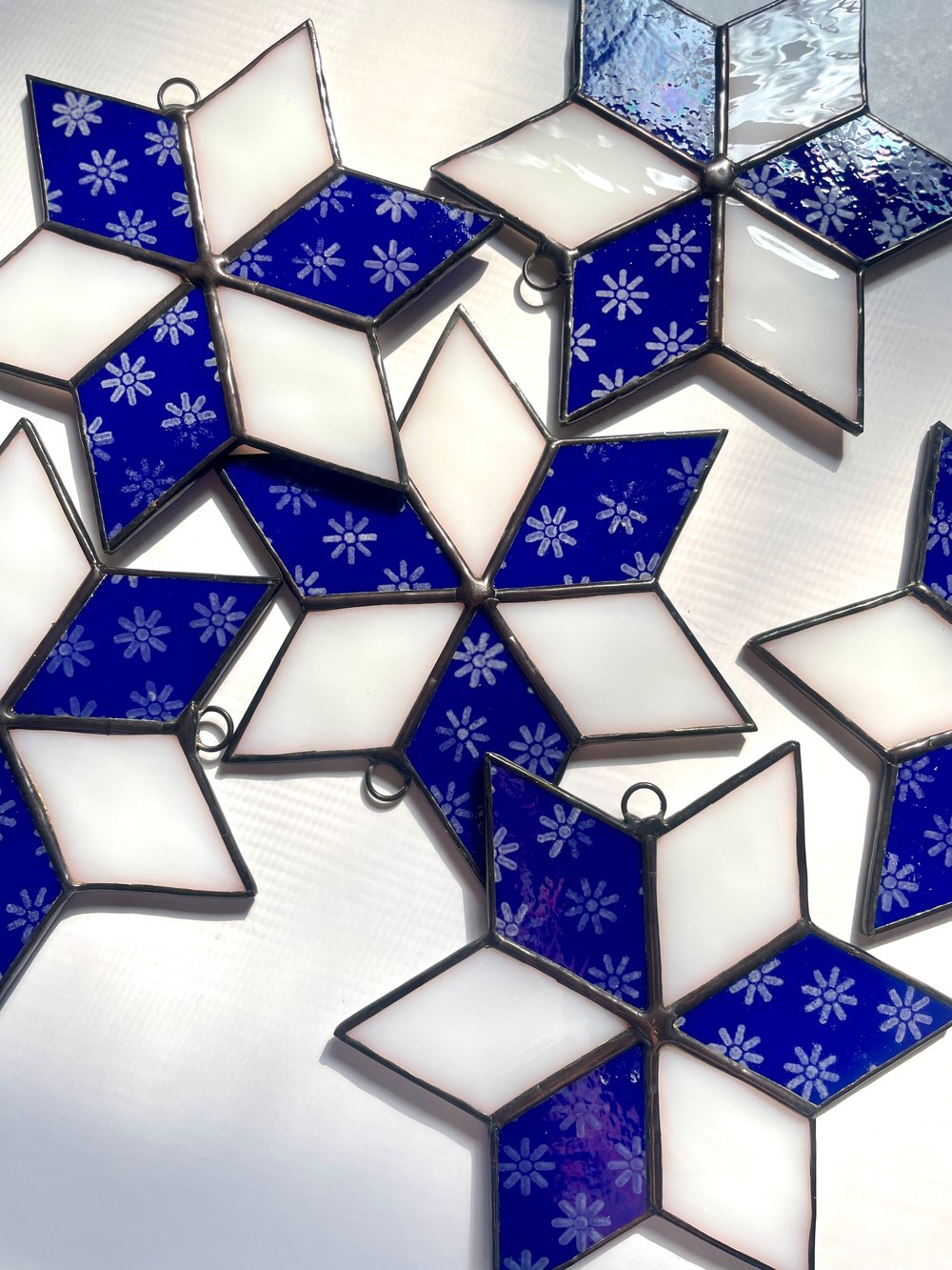 Image of Delftware Ornament, Lead Free