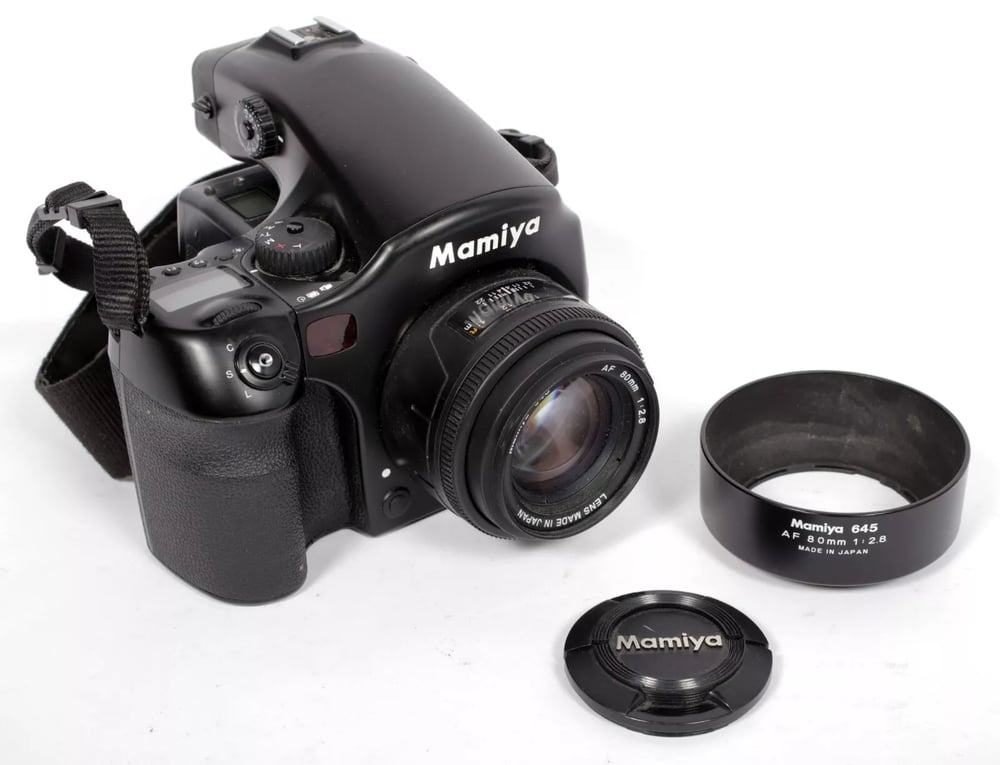 Image of Mamiya AFD 645 6X4.5 medium format camera w/ 80mm lens + 120/220 back #4897