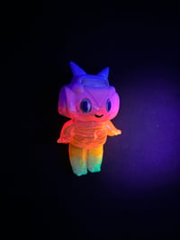 Image 3 of Smo-Girl rainbow UV glow