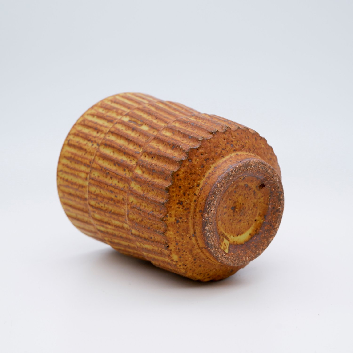 Image of Water Cup (yellow+carve)