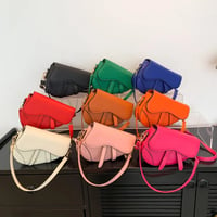 Image 1 of PU Leather Magnetic Buckle Saddle Handbag