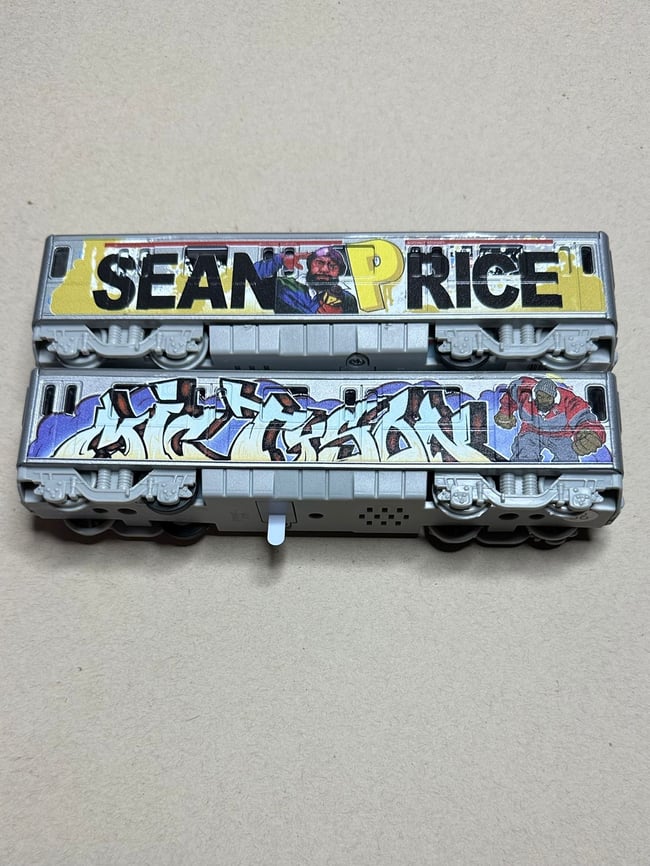 SEAN PRICE Subway car (V2 with bonus mini figure!)