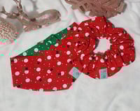 Image 4 of frosty feliz navidad reversible set