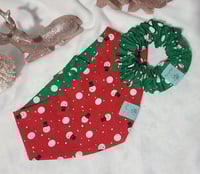 Image 7 of frosty feliz navidad reversible set