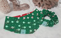 Image 6 of frosty feliz navidad reversible set