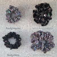 Image 3 of yeti feliz navidad scrunchie