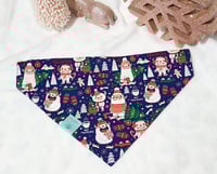 Image 4 of yeti feliz navidad bandana