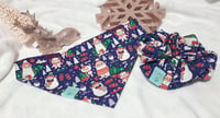 Image 2 of yeti feliz navidad set