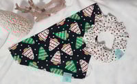 Image 2 of debbie feliz navidad reversible set