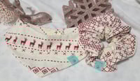 Image 4 of poofy feliz navidad set