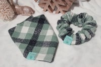 Image 2 of milo feliz navidad set