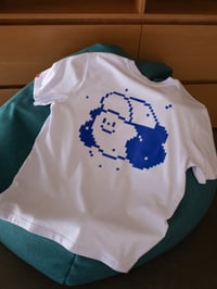 Image 2 of Low-Res Betty T-shirt / White + Blue