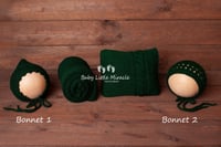 Image 2 of Knitted pillow wrap bonnet hats green