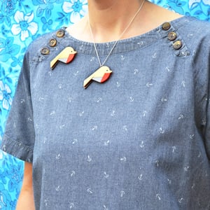 Image of Sparkly Robin Brooch or Necklace