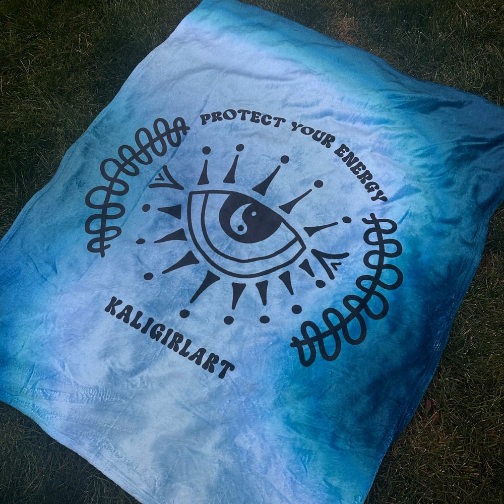 OCEAN ENERGY // BLANKET